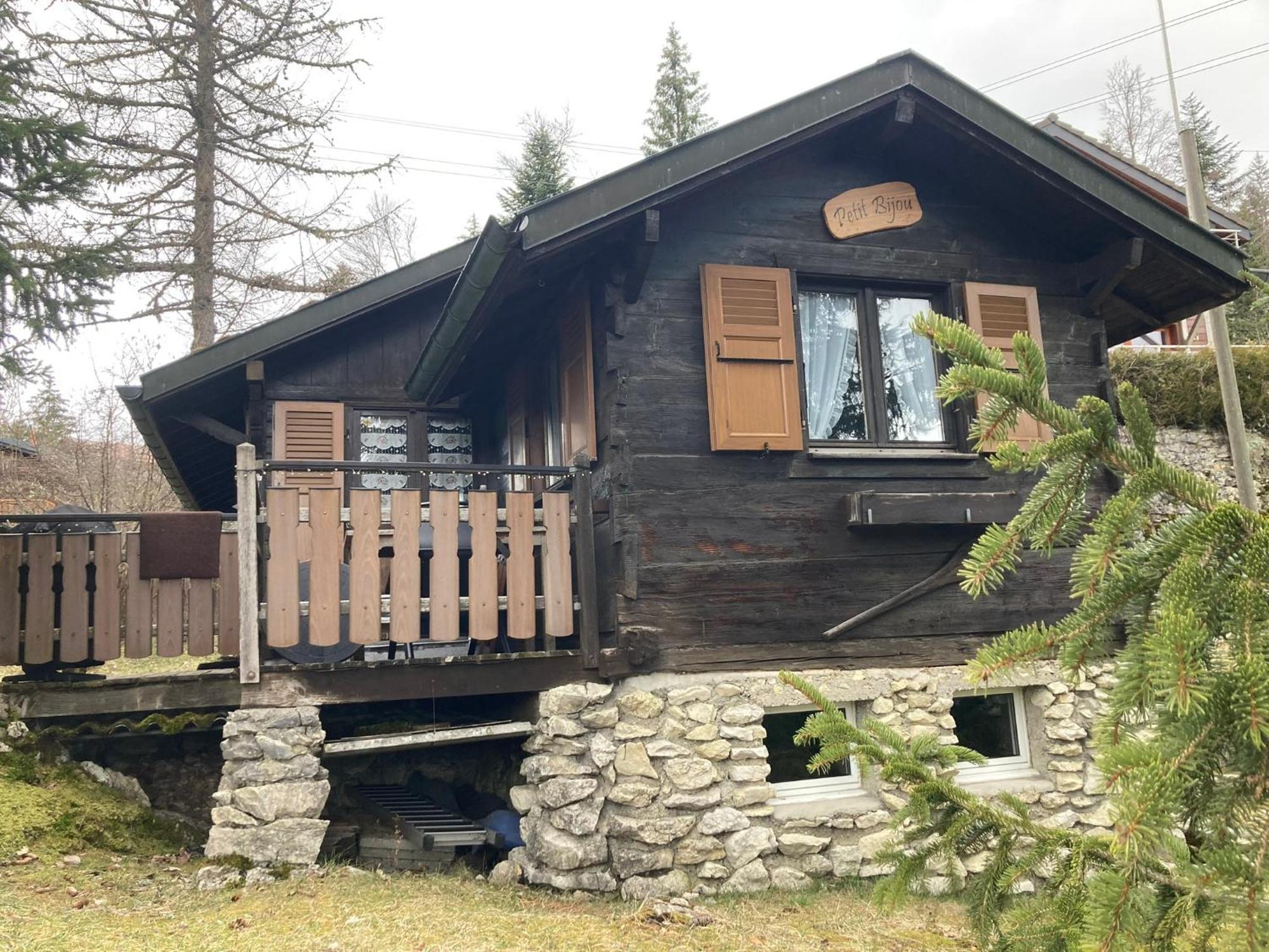 Entire Cozy Chalet In St-Cergue - 30 Min From Geneva แซงต์แซก ภายนอก รูปภาพ